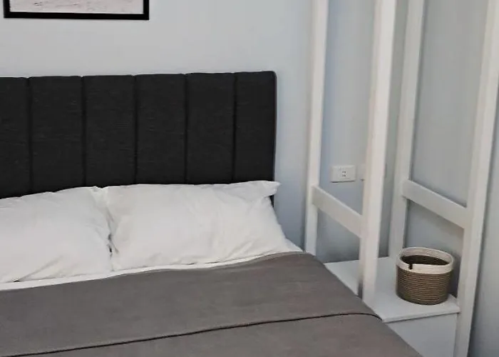 Florenza Khamsin Lux Apartment